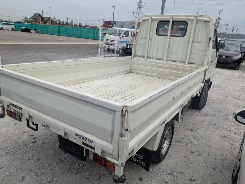 TOYOTA DYNA 1997 3 thumbnail 23