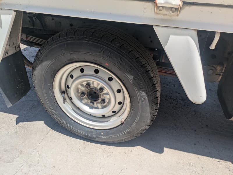 TOYOTA DYNA 2000 9 thumbnail 9