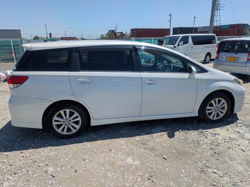TOYOTA WISH 2009 5 thumbnail 7
