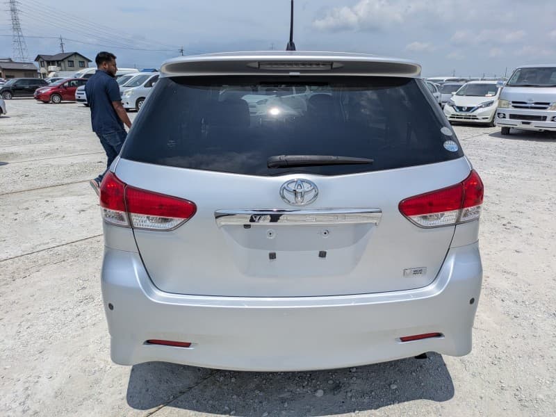 TOYOTA WISH 2009 7 thumbnail 5