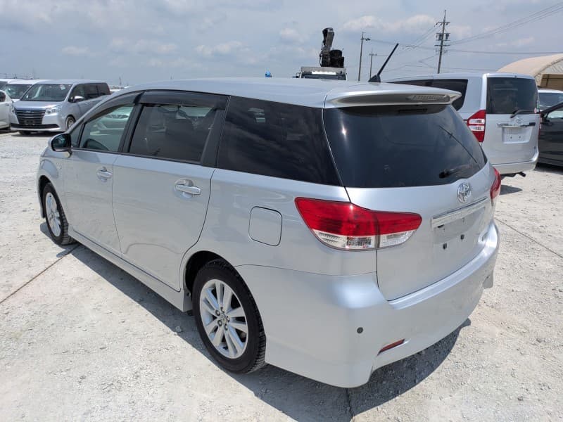 TOYOTA WISH 2009 7 thumbnail 6