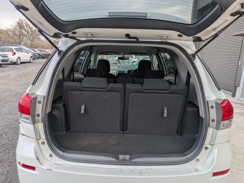 TOYOTA WISH 2010 4 thumbnail 11