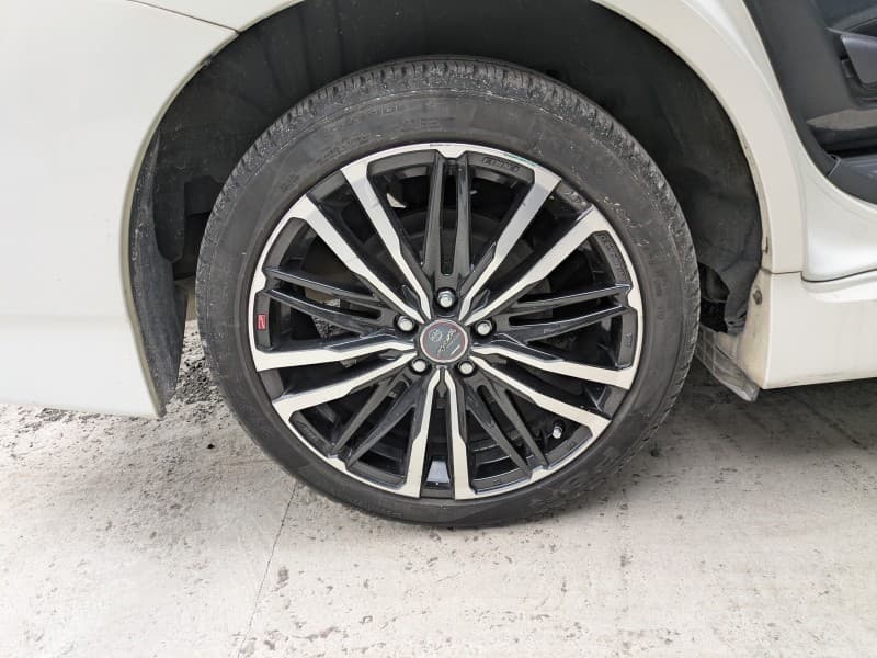 TOYOTA WISH 2010 4 thumbnail 12