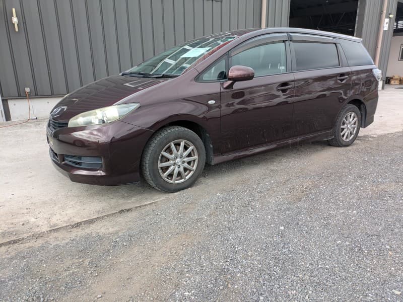 TOYOTA WISH 2010 6 thumbnail 5