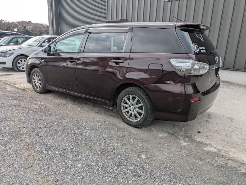 TOYOTA WISH 2010 6 thumbnail 6