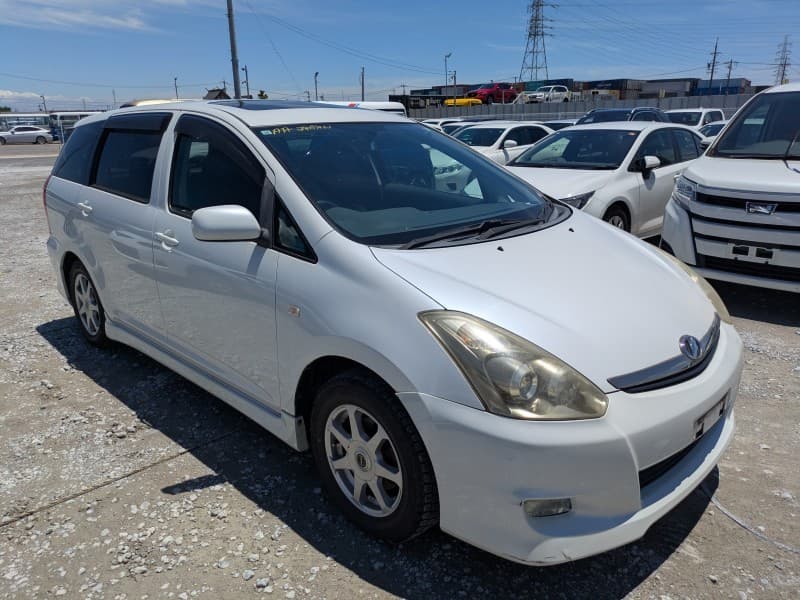 TOYOTA WISH 2005