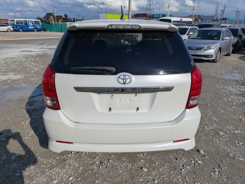 TOYOTA WISH 2006 1 thumbnail 5