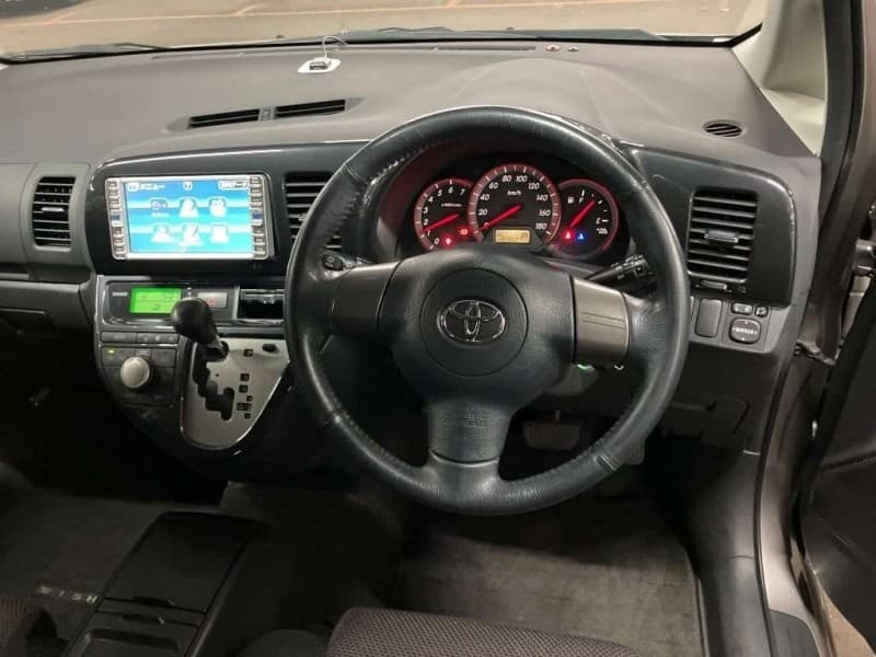 TOYOTA WISH 2006 3 thumbnail 6