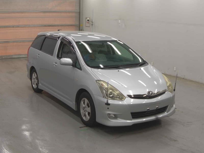 TOYOTA WISH 2006