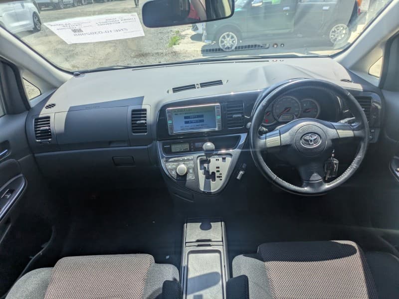 TOYOTA WISH 2007 12 thumbnail 5