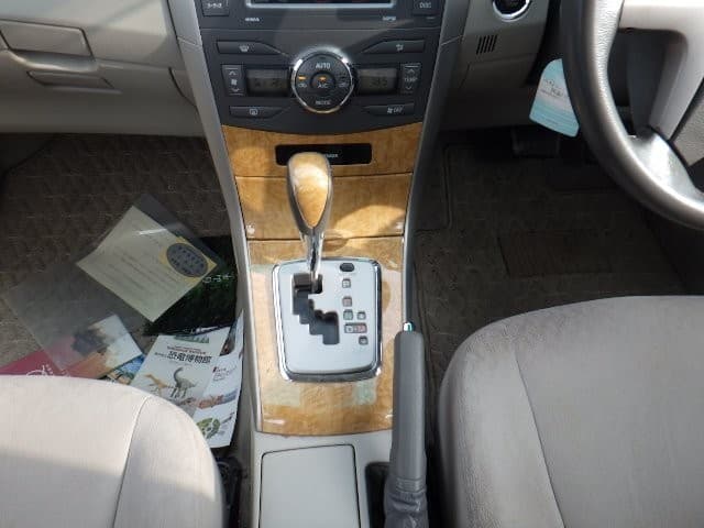 TOYOTA COROLLA AXIO 2007 8 thumbnail 10