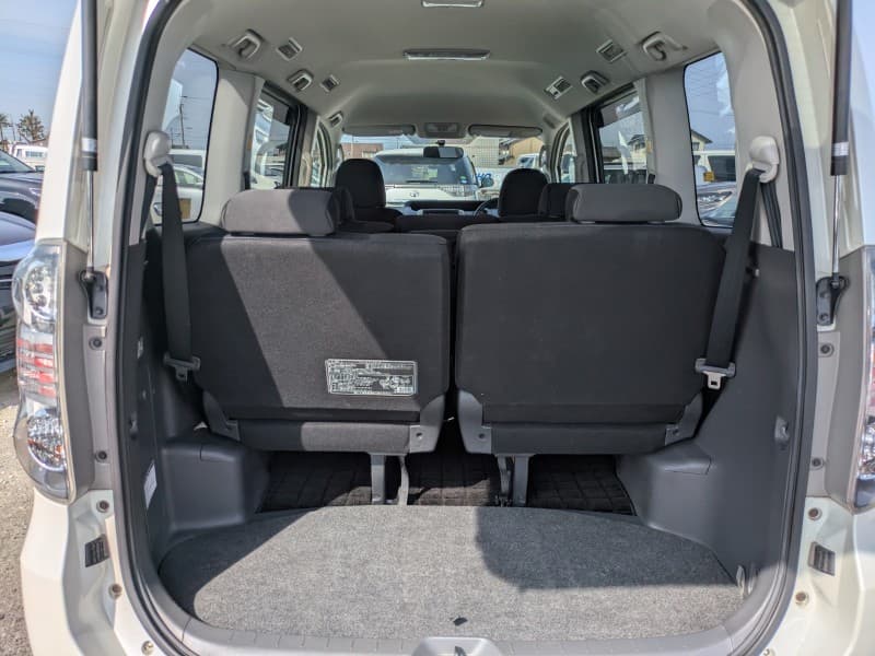 TOYOTA VOXY 2008 1 thumbnail 45