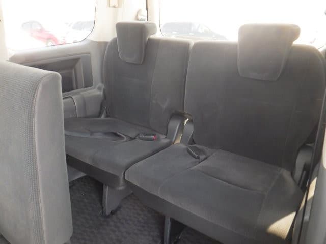 TOYOTA VOXY 2008 4 thumbnail 3