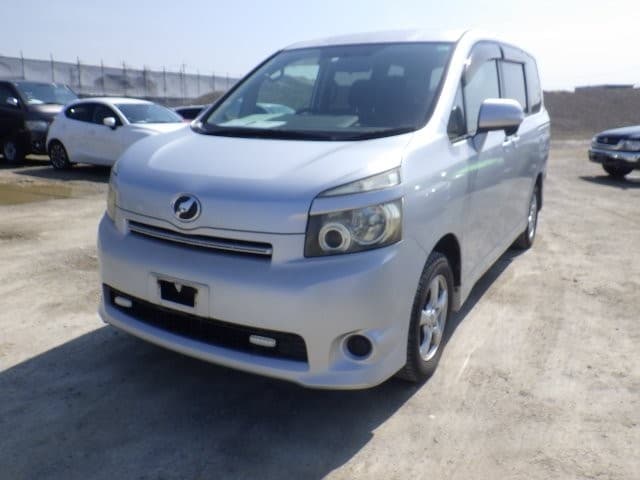 TOYOTA VOXY 2008 4 thumbnail 11