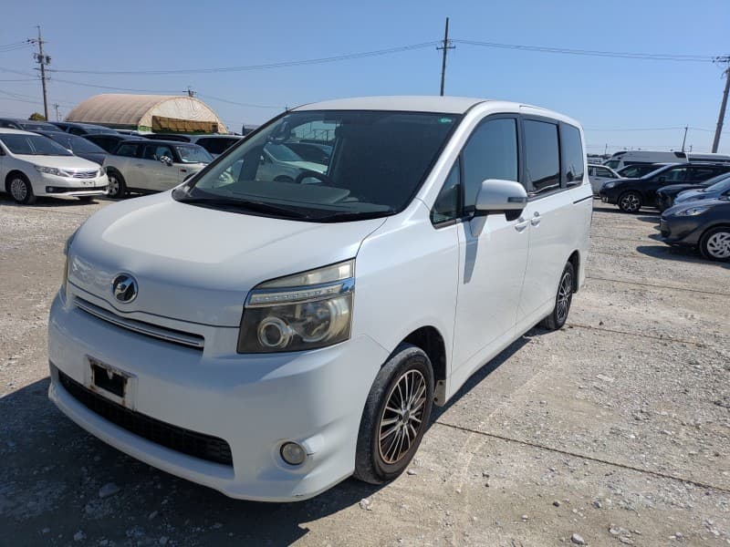 TOYOTA VOXY 2008 5 thumbnail 3