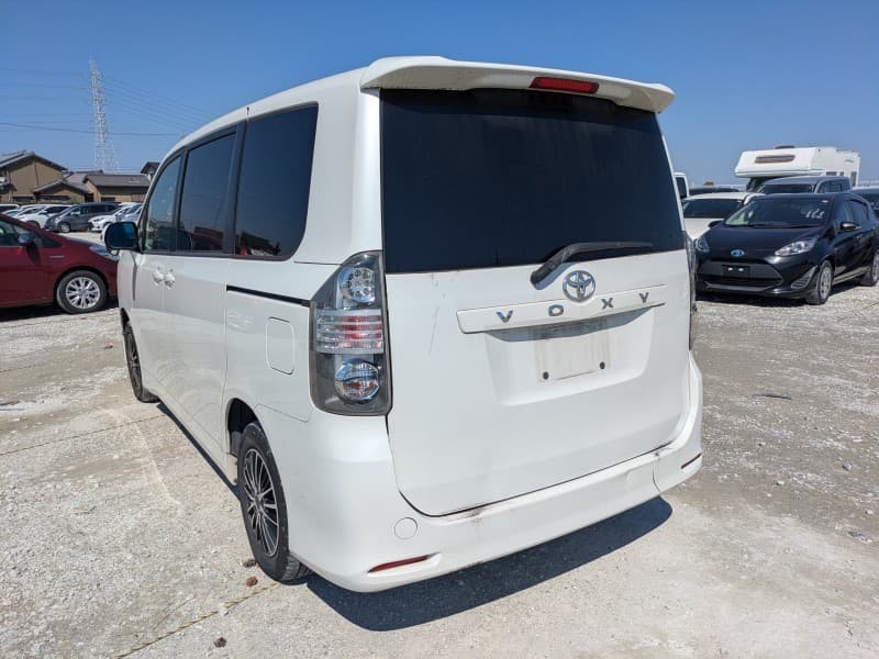 TOYOTA VOXY 2008 5 thumbnail 6