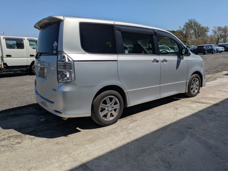 TOYOTA VOXY 2008 8 thumbnail 7