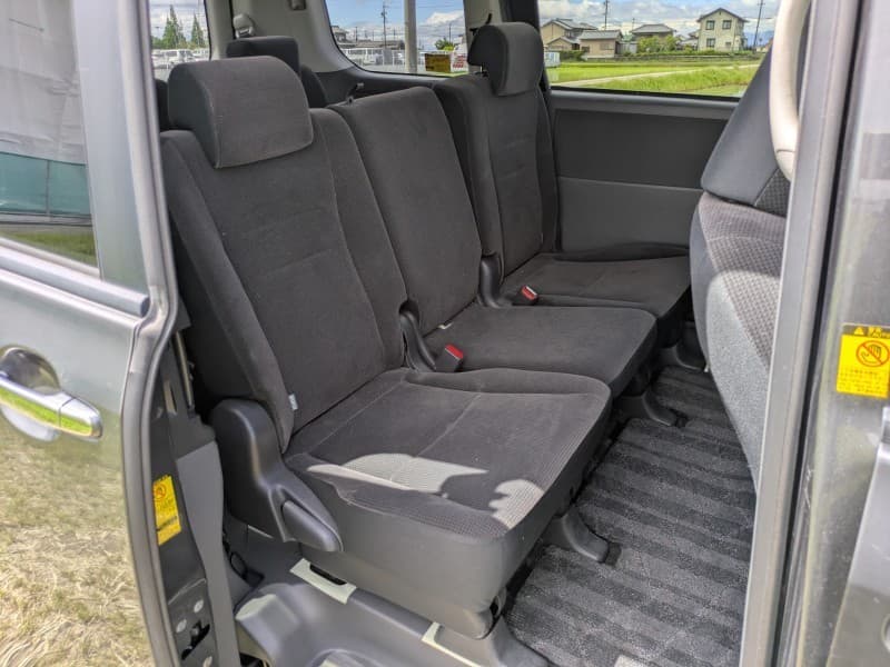 TOYOTA NOAH 2009 9 thumbnail 10