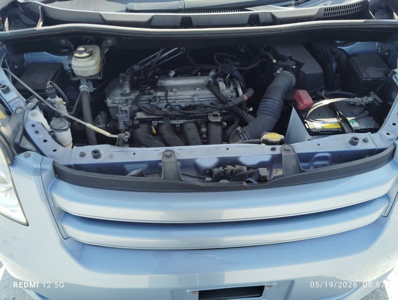 TOYOTA NOAH 2010 1 thumbnail 11