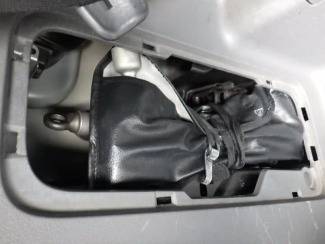 TOYOTA NOAH 2010 4 thumbnail 9