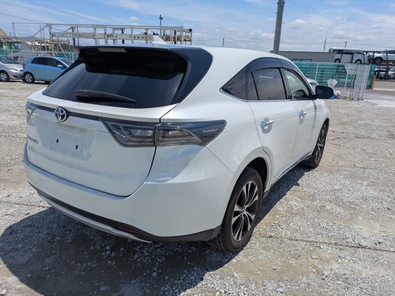 TOYOTA HARRIER 2015 9 thumbnail 5