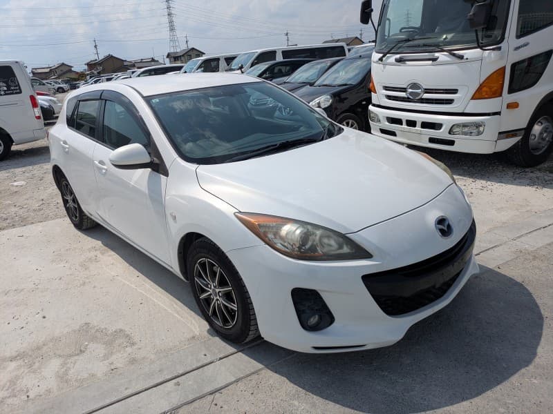 MAZDA AXELA SPORT 2013