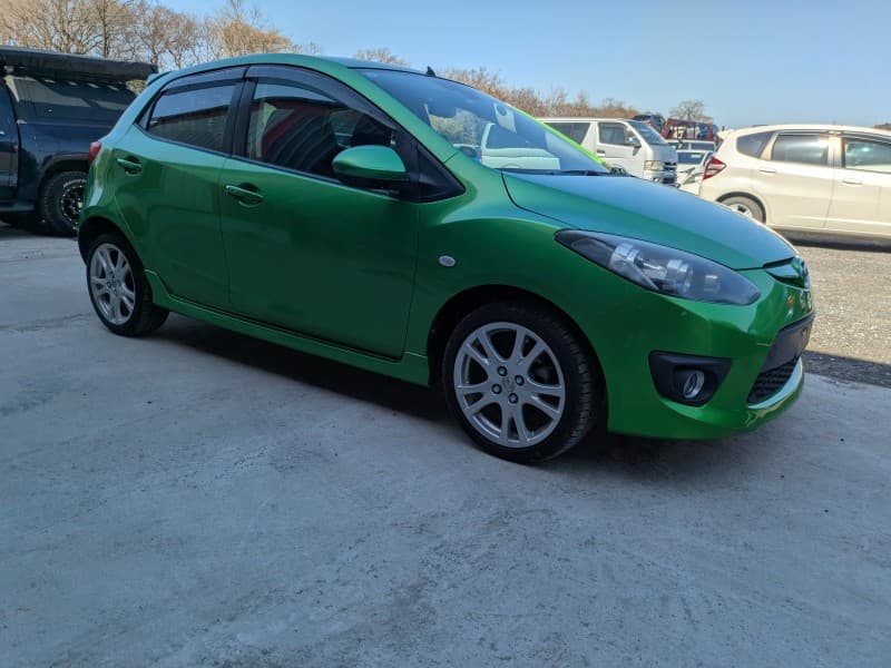 MAZDA DEMIO 2009