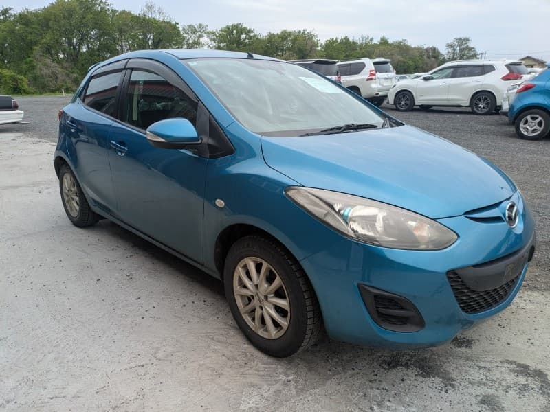 MAZDA DEMIO 2012