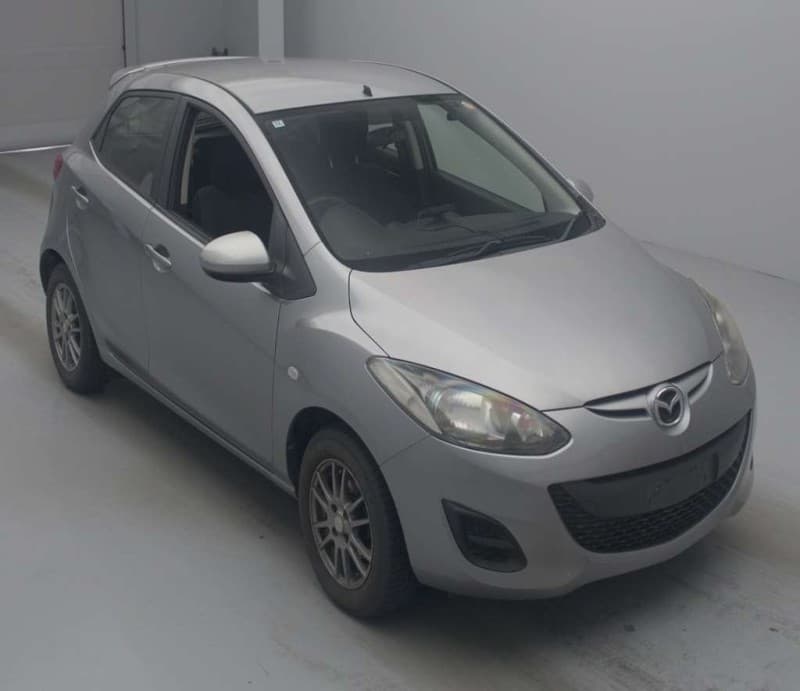 MAZDA DEMIO 2012