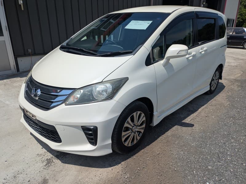 HONDA FREED 2012