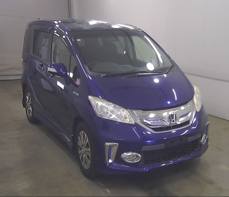 HONDA FREED 2012