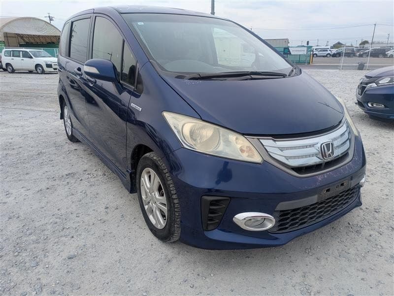 HONDA FREED 2012