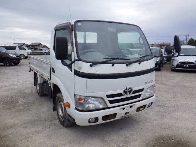 TOYOTA DYNA 2014