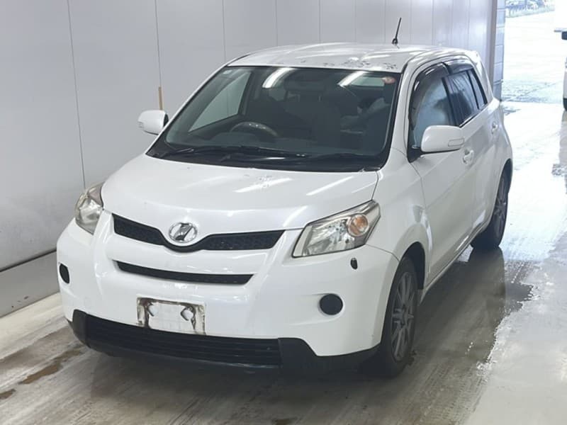 TOYOTA IST 2008