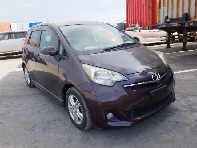 TOYOTA RACTIS 2011