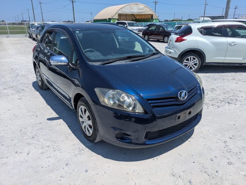 TOYOTA AURIS 2012