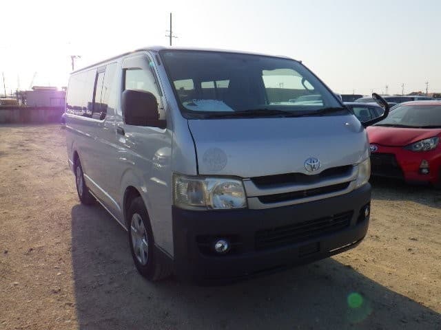 TOYOTA HIACE 2008