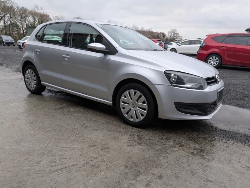 VOLKSWAGEN POLO 2011