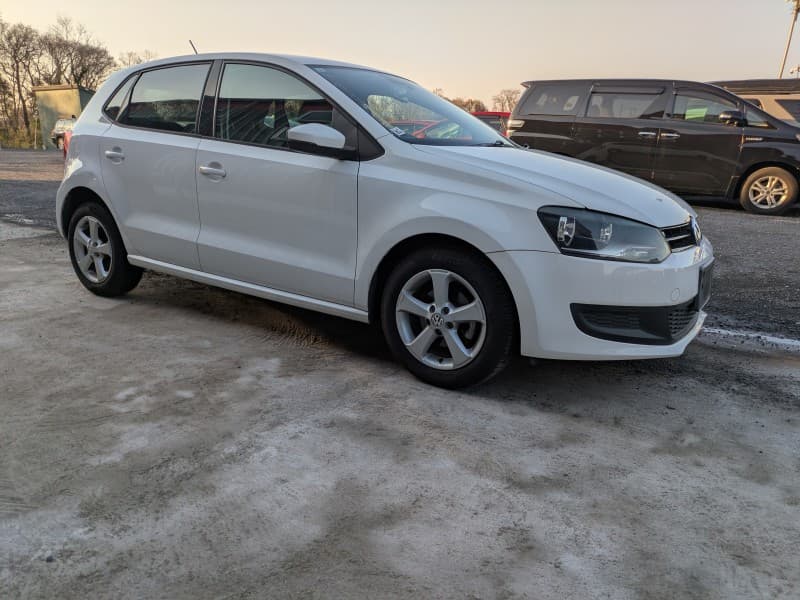 VOLKSWAGEN POLO 2011