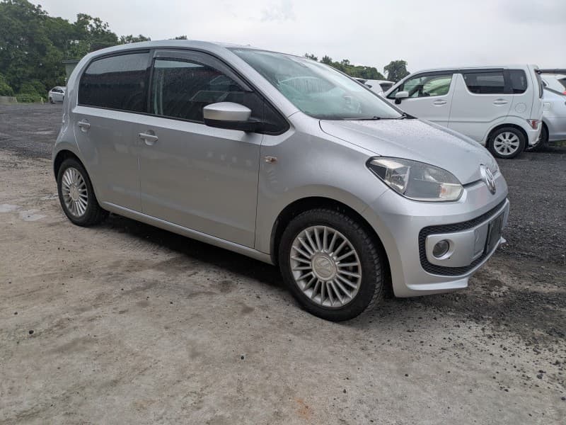 VOLKSWAGEN UP 2012