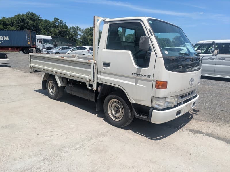 TOYOTA DYNA 2000